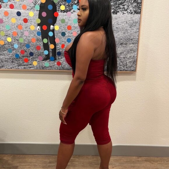 Fashion Nova Emma Ruched Capri Jumpsuit Burgundy Size Large Strapless Stretch - Picture 5 of 6